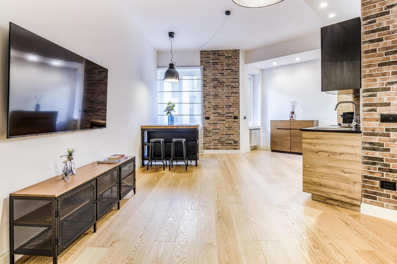 Beplace Apartments In San Babila Μιλάνο Εξωτερικό φωτογραφία
