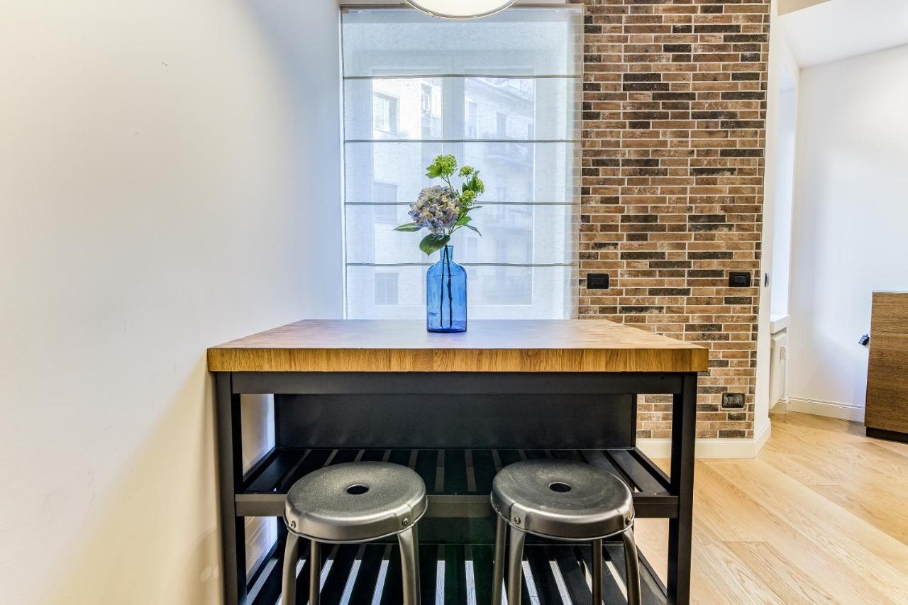 Beplace Apartments In San Babila Μιλάνο Εξωτερικό φωτογραφία